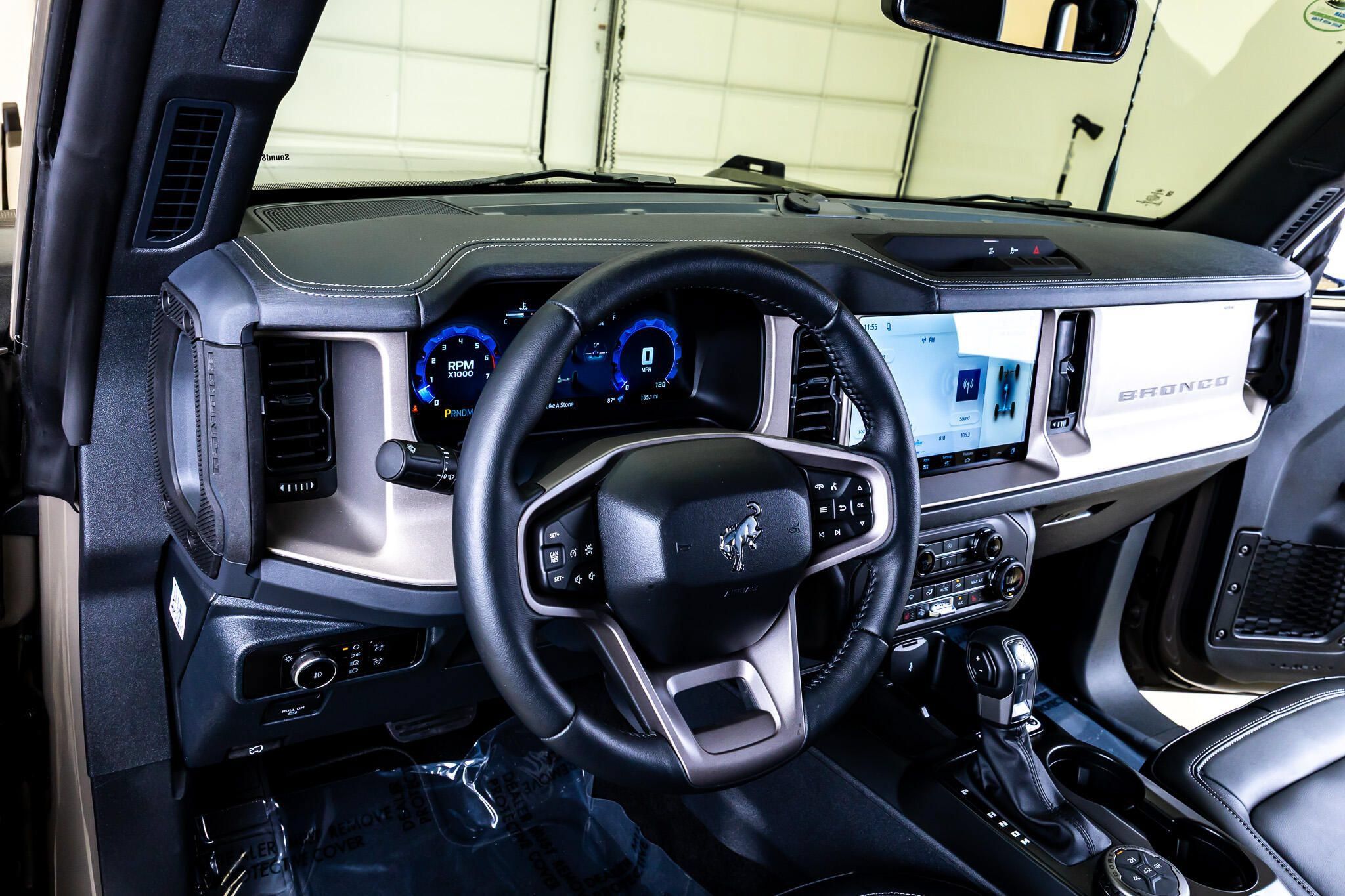 Used 2026 Ford Bronco Outer Banks AWD/4WD image 12