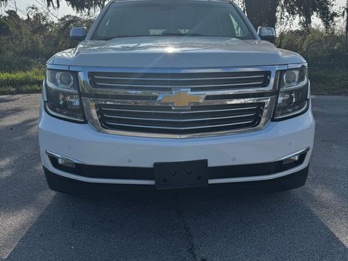Used 2017 Chevrolet Suburban Premier image 9