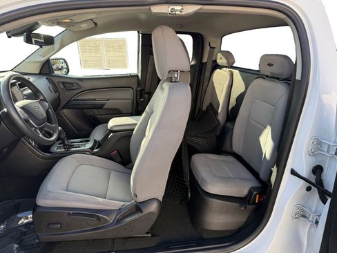 Used 2017 Chevrolet Colorado W/T w/ WT Convenience Package image 16