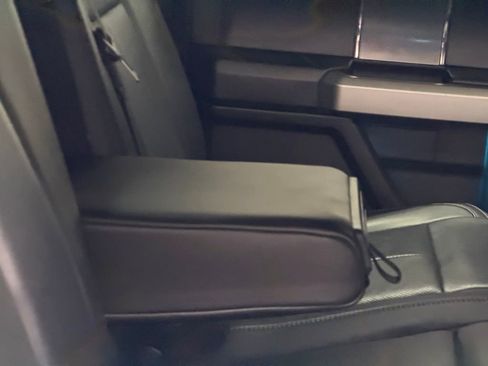 Used 2019 Ford F150 Lariat w/ Equipment Group 502A Luxury image 24