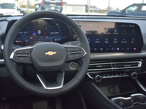 New 2026 Chevrolet Traverse LT w/ Sun and Wheel Package image 22