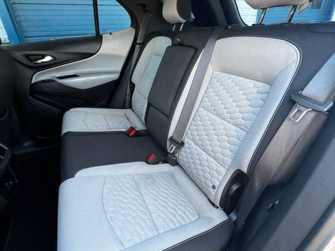 Used 2021 Chevrolet Equinox LS w/ LS Convenience Package FWD image 8