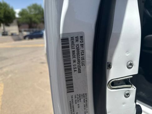 Used 2024 RAM 1500 Classic SLT image 22