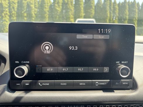 Used 2025 Honda HR-V Sport image 26