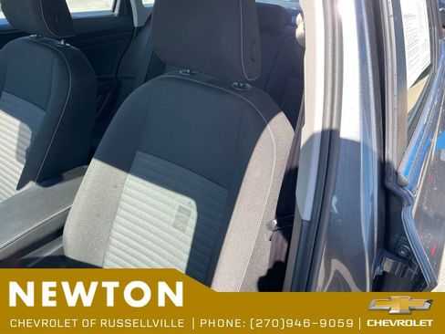 Used 2025 Volkswagen Jetta S FWD image 5