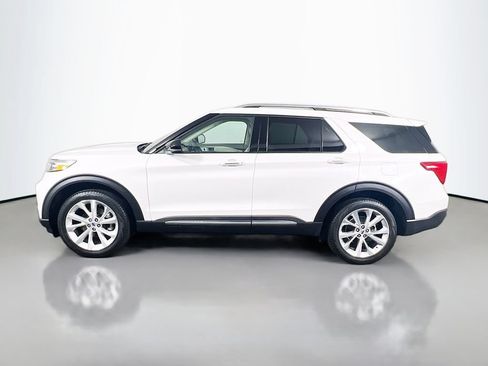 Used 2023 Ford Explorer Platinum w/ Technology Package AWD/4WD image 4