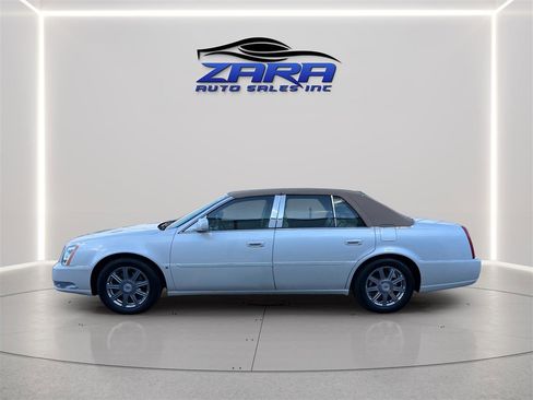 Used 2007 Cadillac DTS Luxury II FWD image 4