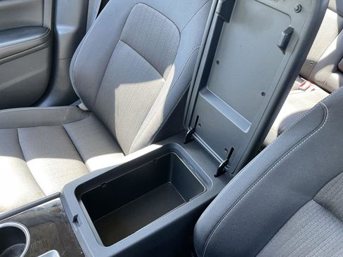 Used 2024 Nissan Altima 2.5 SV image 25