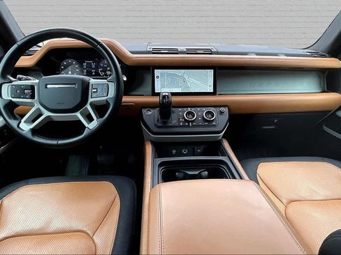 Used 2023 Land Rover Defender 110 X-Dynamic SE AWD/4WD image 7