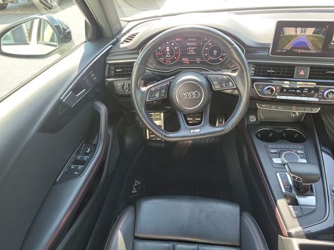 Used 2018 Audi A4 2.0T Premium Plus w/ Premium Plus Package AWD/4WD image 19