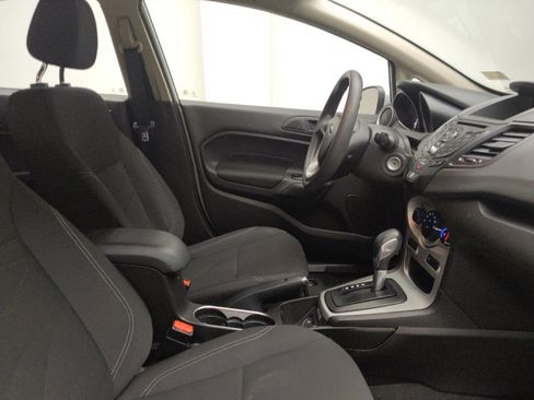 Used 2017 Ford Fiesta SE image 21
