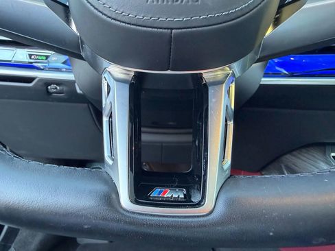 Used 2024 BMW 740i w/ Premium Package 2 image 23