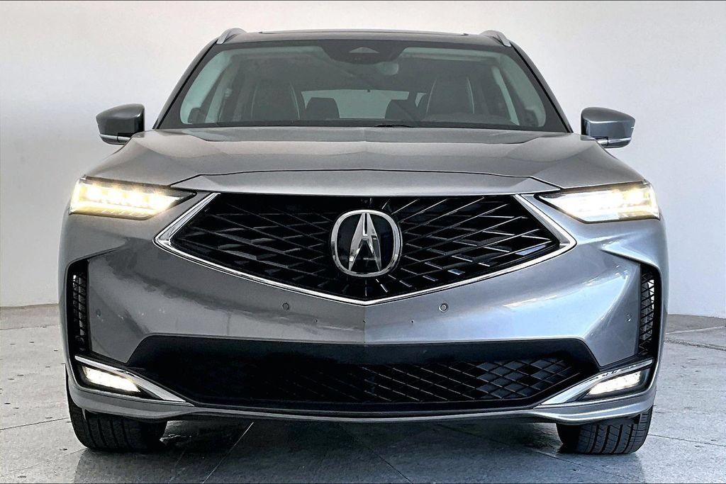 Certified 2025 Acura MDX w/ Advance Package AWD/4WD image 3