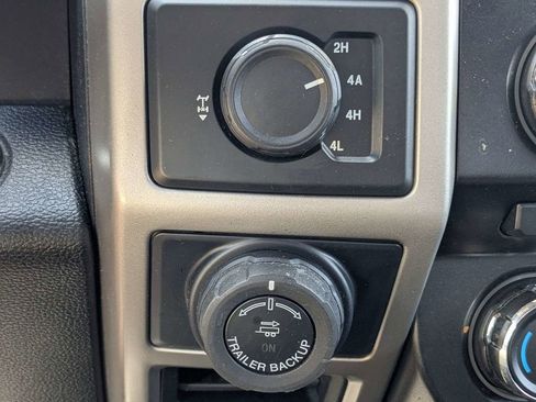 Used 2016 Ford F150 Lariat image 25