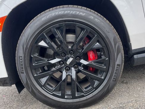 Used 2023 Cadillac Escalade ESV Sport w/ Touring Package image 14