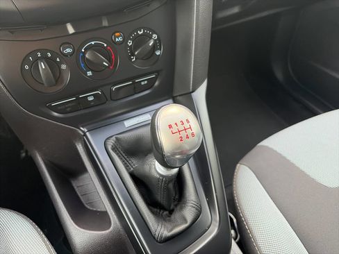 Used 2014 Ford Focus ST image 36