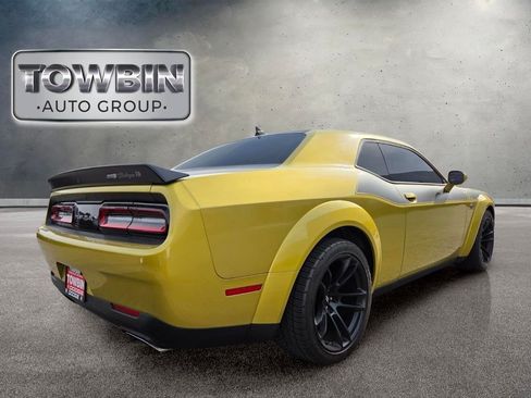 Used 2021 Dodge Challenger R/T Scat Pack RWD image 4