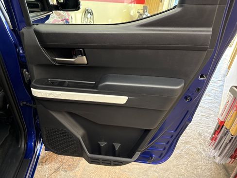 Used 2024 Toyota Tacoma TRD Off-Road image 18