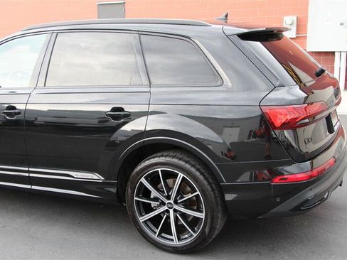 Used 2023 Audi Q7 3.0T Premium Plus w/ Premium Plus Package AWD/4WD image 6
