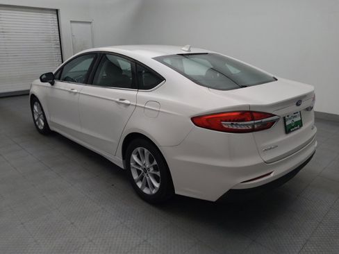 Used 2020 Ford Fusion SE FWD image 5