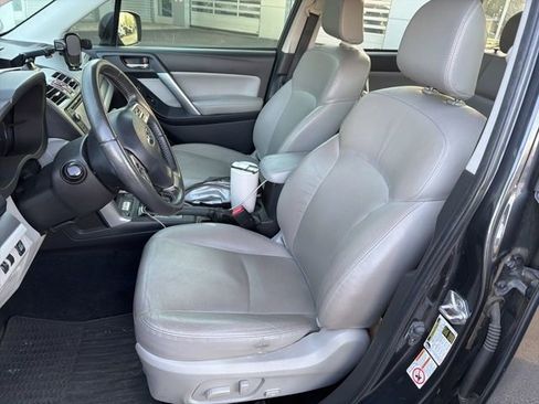 Used 2015 Subaru Forester 2.5i Touring w/ Eyesight & Navigation System image 4
