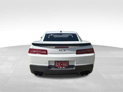 Used 2015 Chevrolet Camaro SS w/ SS Performance Package RWD image 4