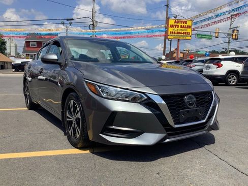 Used 2021 Nissan Sentra SV FWD image 1