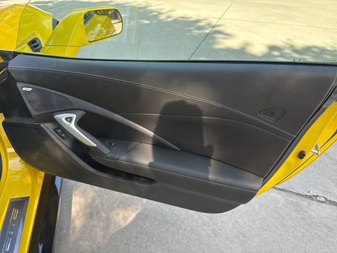 Used 2017 Chevrolet Corvette Z06 RWD image 25