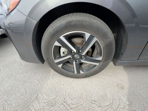 Used 2025 Nissan Sentra SV image 10