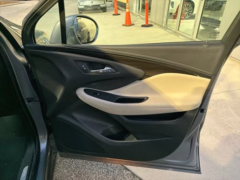 Used 2019 Buick Envision Essence image 53