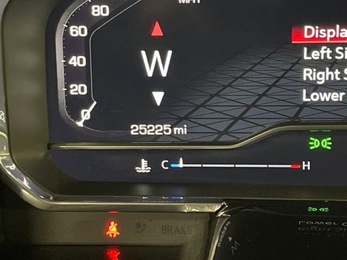 Certified 2023 GMC Sierra 1500 SLT w/ SLT Premium Package image 17