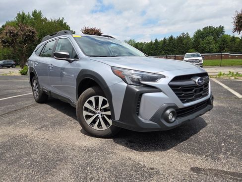 Certified 2024 Subaru Outback AWD/4WD image 21