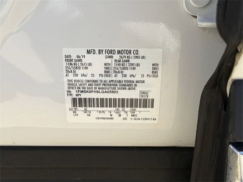 Used 2020 Ford Explorer Limited image 33