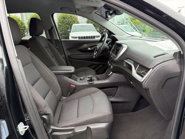 Used 2023 GMC Terrain SLE w/ Driver Convenience Package AWD/4WD image 26