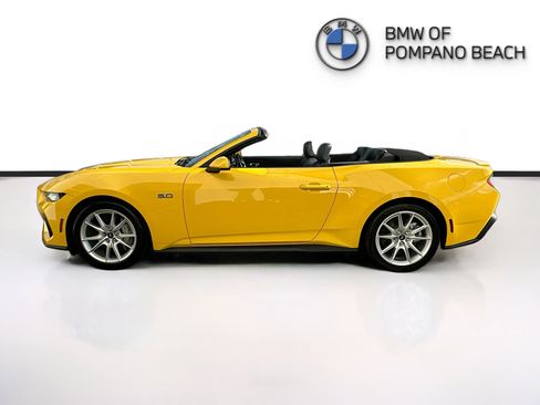 Used 2024 Ford Mustang GT Premium image 4