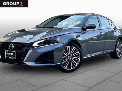 Certified 2023 Nissan Altima 2.5 SL