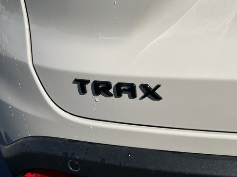 New 2026 Chevrolet Trax RS w/ Driver Confidence Package image 9