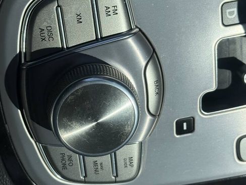 Used 2012 Hyundai Genesis 5.0 RWD image 15