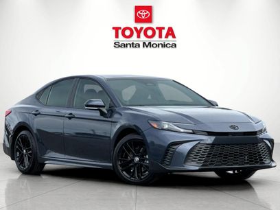 New 2026 Toyota Camry SE w/ Convenience Package