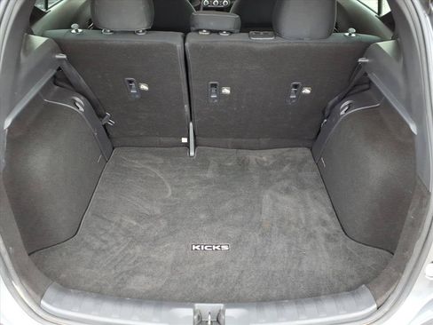 Used 2021 Nissan Kicks S FWD image 15