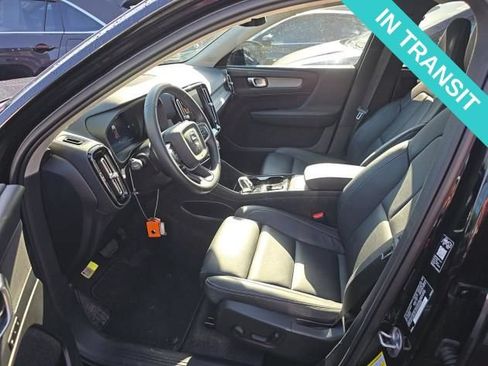 Used 2026 Volvo XC40 B5 Plus AWD/4WD image 2