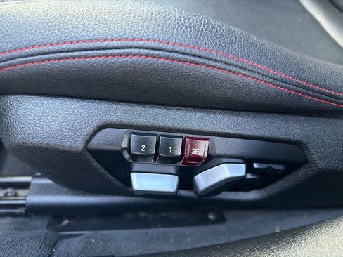 Used 2017 BMW 330i xDrive Sedan image 12