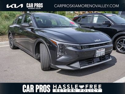 Certified 2025 Kia K4 EX