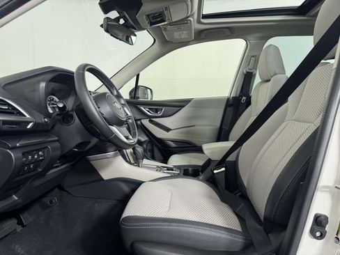Certified 2023 Subaru Forester Premium AWD/4WD image 4