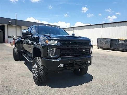 Used 2021 Chevrolet Silverado 3500 LTZ w/ LTZ Plus Package AWD/4WD image 19