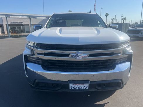 Used 2020 Chevrolet Silverado 1500 LT w/ Convenience Package image 2