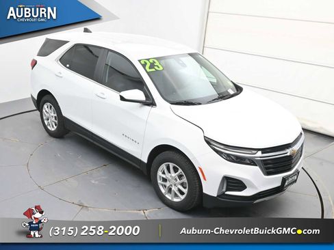 Used 2023 Chevrolet Equinox LT image 23