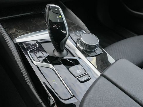 Certified 2023 BMW 540i xDrive w/ M Sport Package image 27