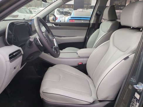 Used 2023 Hyundai Palisade SEL w/ Premium Package image 23