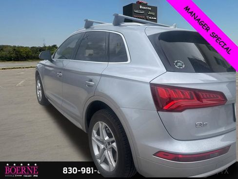 Used 2019 Audi Q5 2.0T Premium w/ Convenience Package AWD/4WD image 5